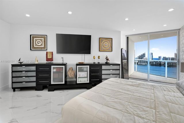 4000 Island Boulevard 2301, Aventura, FL 33160