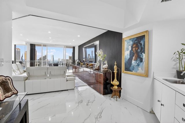 4000 Island Boulevard 2301, Aventura, FL 33160