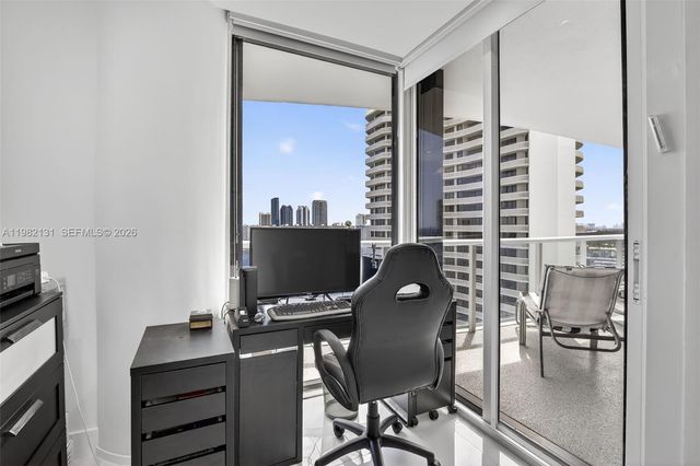 4000 Island Boulevard 2301, Aventura, FL 33160