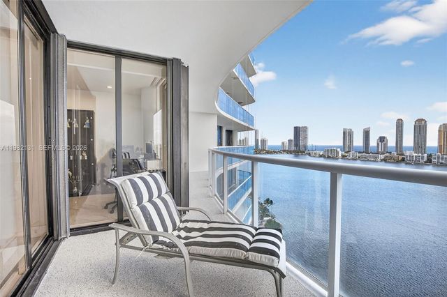 4000 Island Boulevard 2301, Aventura, FL 33160