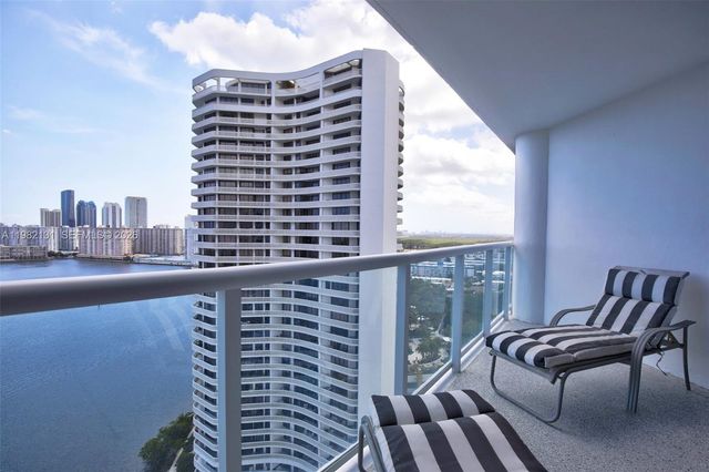 4000 Island Boulevard 2301, Aventura, FL 33160