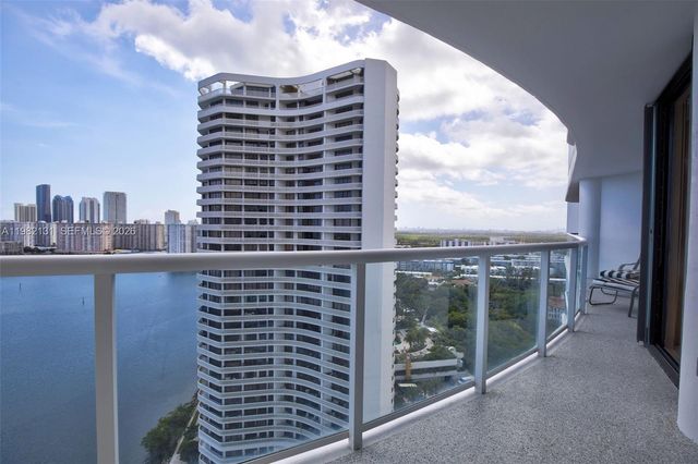 4000 Island Boulevard 2301, Aventura, FL 33160