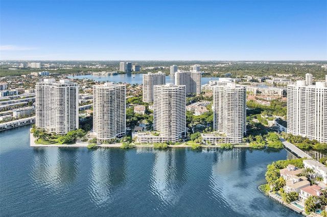 4000 Island Boulevard 2301, Aventura, FL 33160