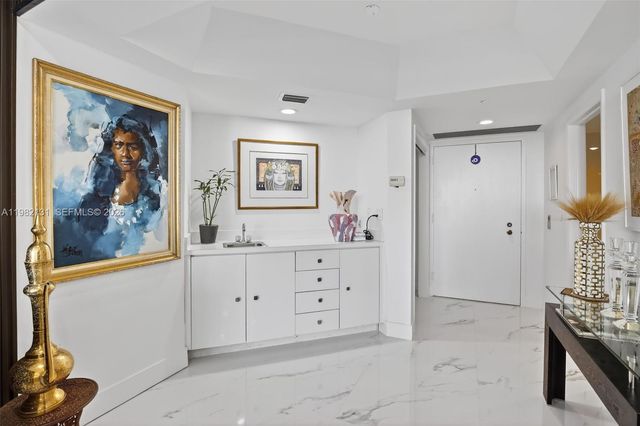 4000 Island Boulevard 2301, Aventura, FL 33160