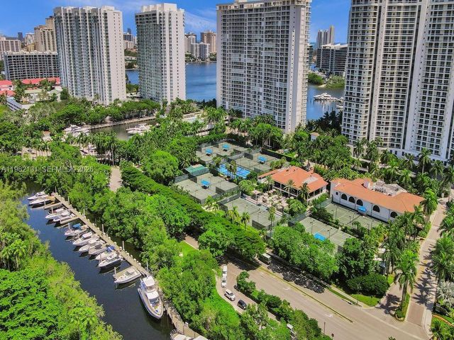 4000 Island Boulevard 2301, Aventura, FL 33160
