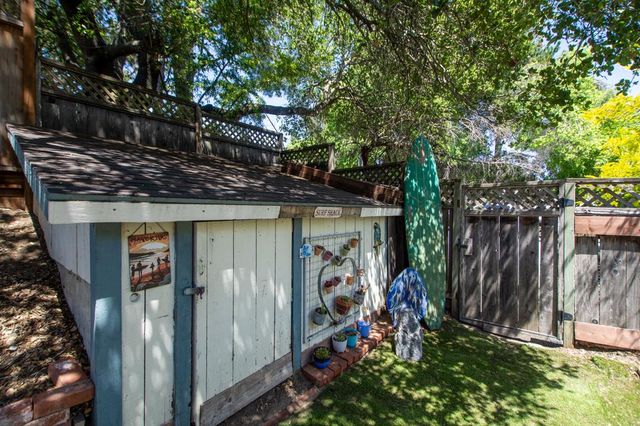 5489 Soquel Drive, Soquel, CA 95073