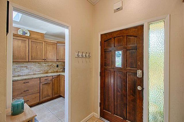5489 Soquel Drive, Soquel, CA 95073
