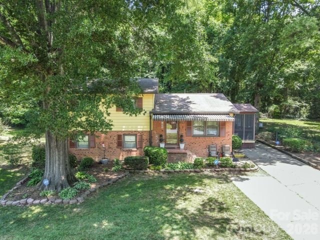 1505 Kingston Drive, Kannapolis, NC 28083