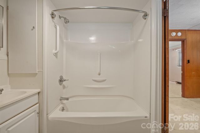 1505 Kingston Drive, Kannapolis, NC 28083