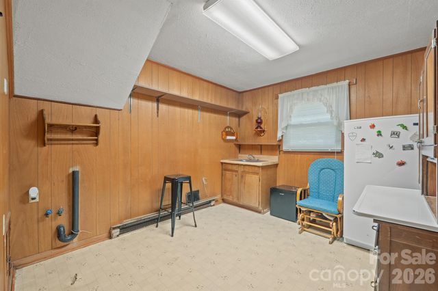 1505 Kingston Drive, Kannapolis, NC 28083