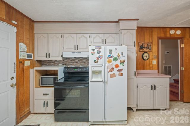 1505 Kingston Drive, Kannapolis, NC 28083