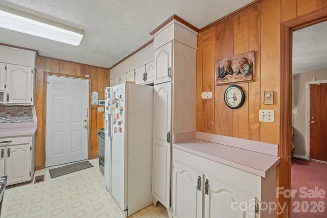 1505 Kingston Drive, Kannapolis, NC 28083