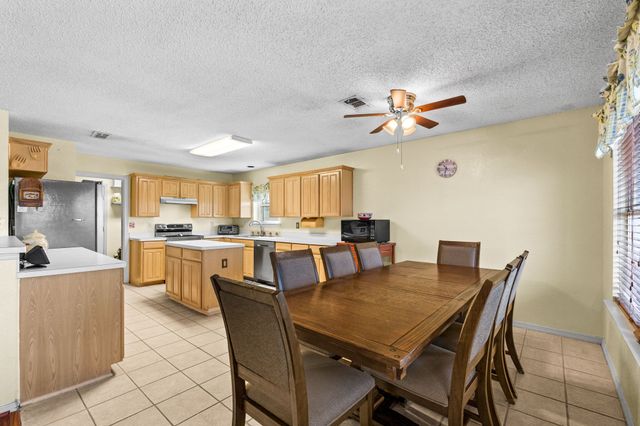 8001 Berkshire Drive, Fort Worth, TX 76137