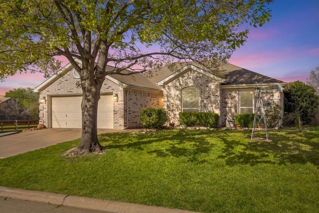 8001 Berkshire Drive, Fort Worth, TX 76137