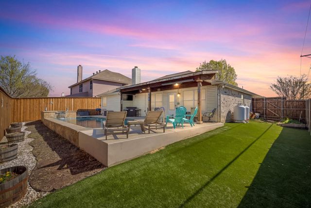 8001 Berkshire Drive, Fort Worth, TX 76137