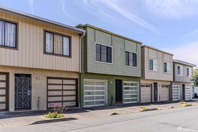 753 Burrows Street 14, San Francisco, CA 94134