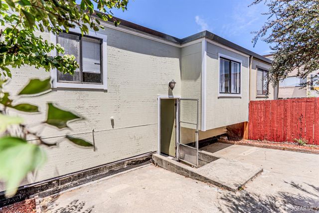 753 Burrows Street 14, San Francisco, CA 94134