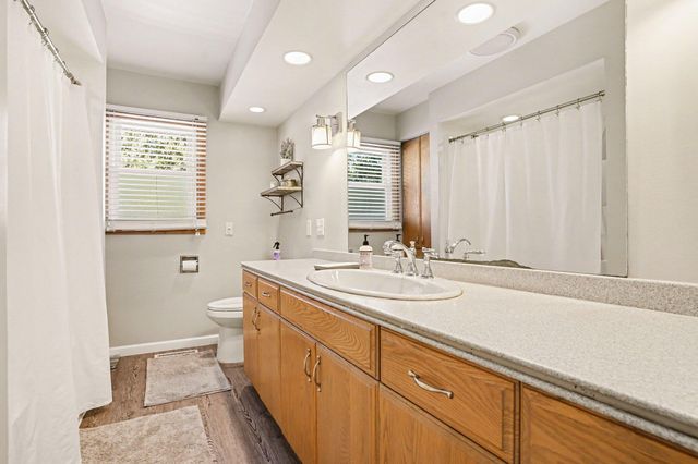 230 W Byron Road, Norton Shores, MI 49441