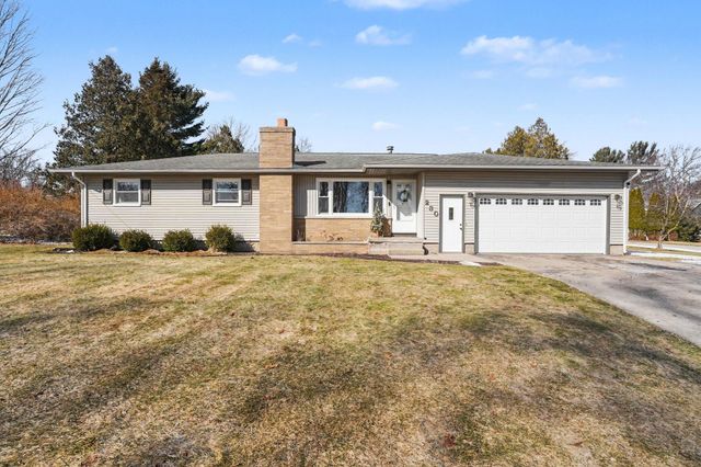 230 W Byron Road, Norton Shores, MI 49441