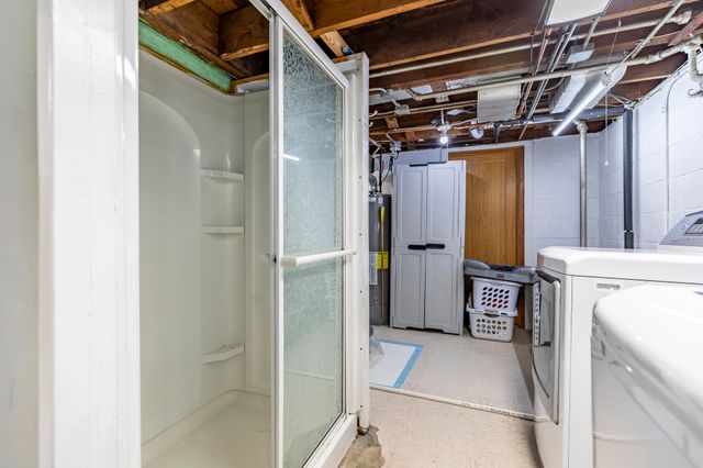 7445 Woodmar Avenue, Hammond, IN 46323