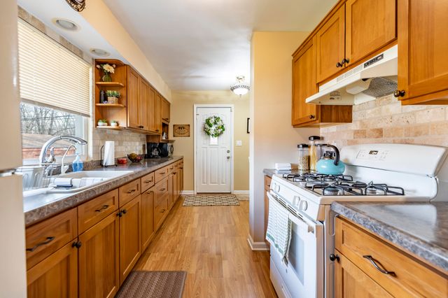 7445 Woodmar Avenue, Hammond, IN 46323