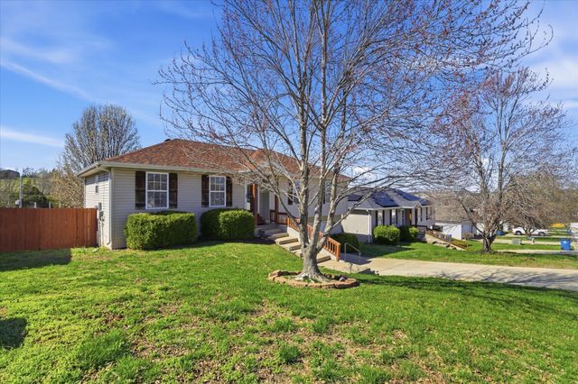 1213 S 16th Street, Ozark, MO 65721