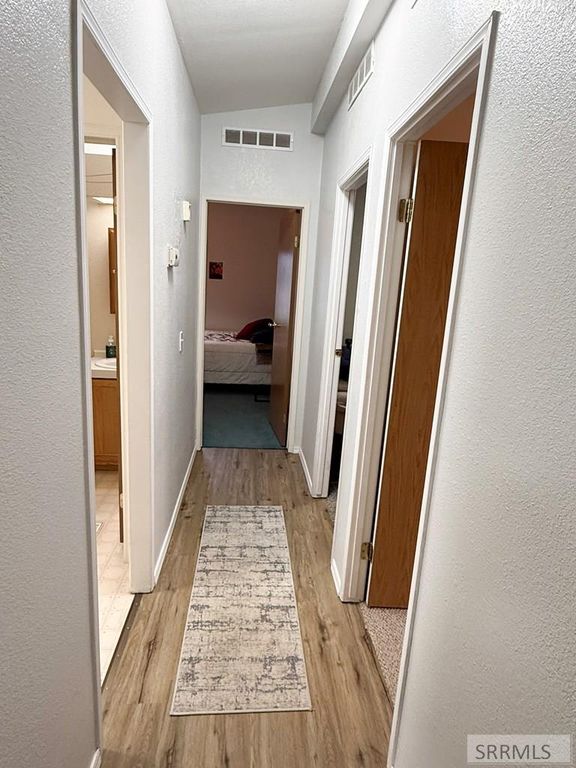 Image 12 of property listing at 679 E 2nd N, Downey, ID 83234