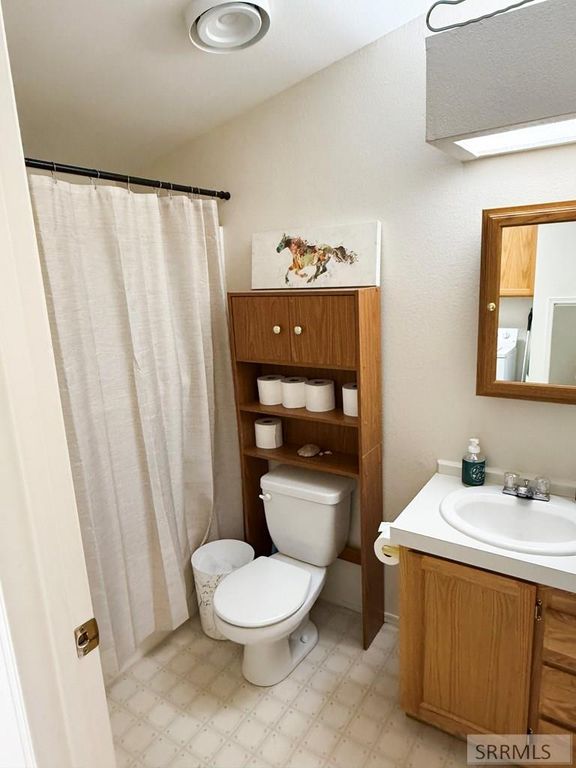 Image 18 of property listing at 679 E 2nd N, Downey, ID 83234