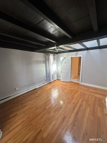 2 Mediterranean Lane, Norwich, CT 06360