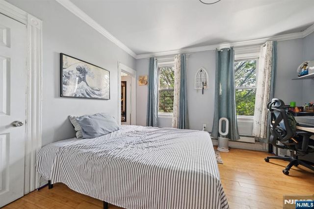 297 Runyon Street, Newark, NJ 07108