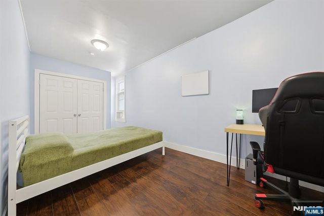 297 Runyon Street, Newark, NJ 07108