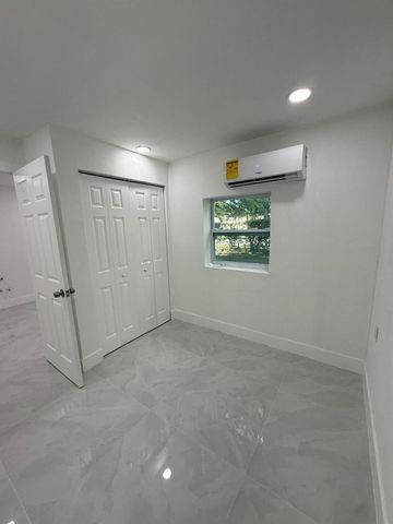 4400 SW 36th Street, West Park, FL 33023