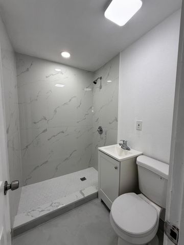 4400 SW 36th Street, West Park, FL 33023