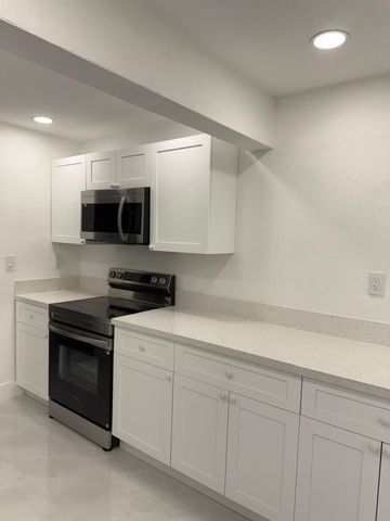 4400 SW 36th Street, West Park, FL 33023