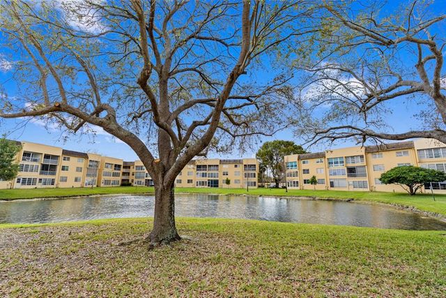 6300 NW 62nd Street 107, Tamarac, FL 33319