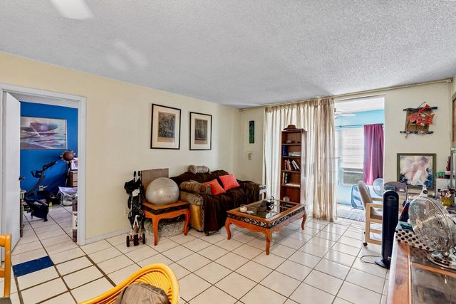 6300 NW 62nd Street 107, Tamarac, FL 33319