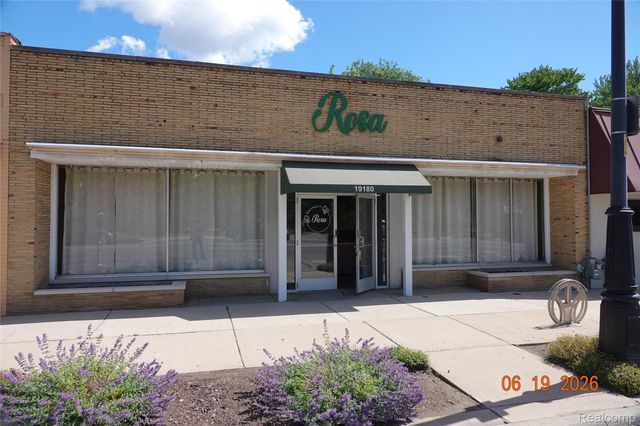 19180 W Grand River Avenue W, Detroit, MI 48223