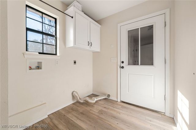 1619 Burchfiel Mountain, Cedarville, AR 72932