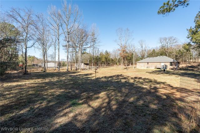 1619 Burchfiel Mountain, Cedarville, AR 72932
