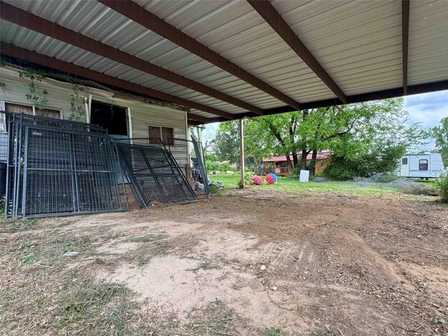 1103 Long Street, Gladewater, TX 75647