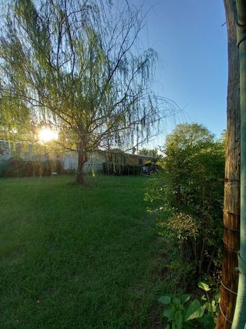 1103 Long Street, Gladewater, TX 75647