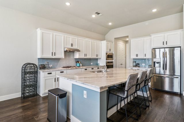 847 Longbranch Way, Little Elm, TX 76227