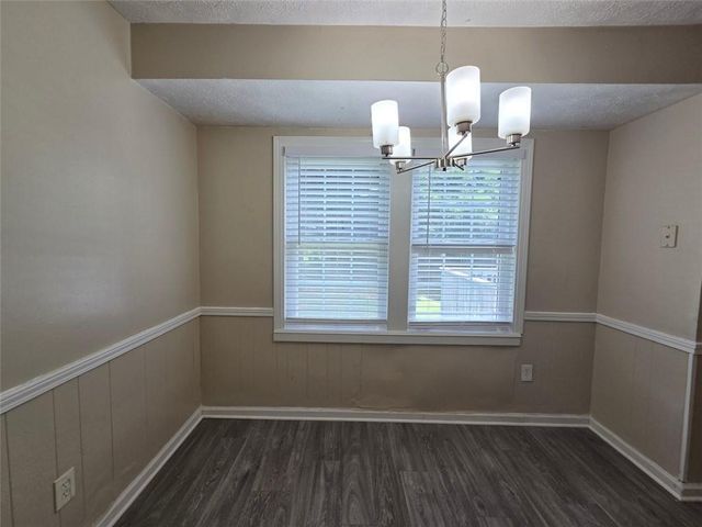 247 Sandra Drive NW, Lilburn, GA 30047