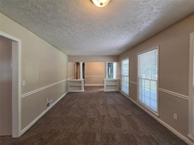 247 Sandra Drive NW, Lilburn, GA 30047