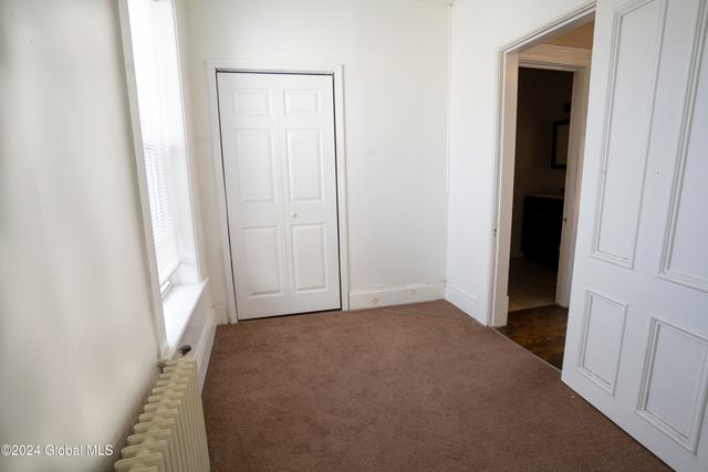 546 5th Avenue 2, Troy, NY 12182