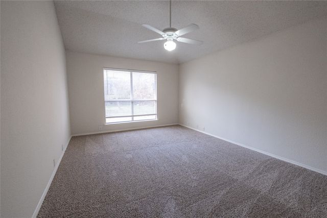 817 Stafford Station Drive, Saginaw, TX 76131