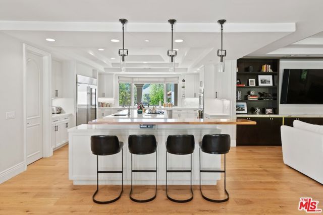 23593 Park South Street, Calabasas, CA 91302