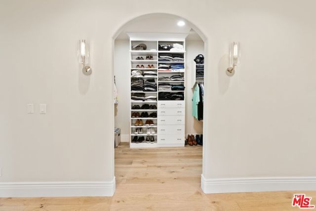 23593 Park South Street, Calabasas, CA 91302