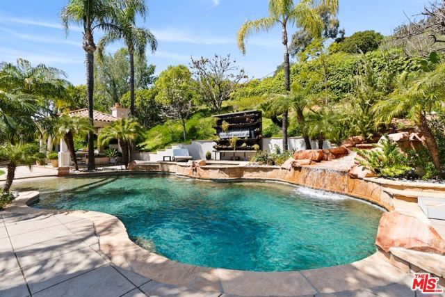 23593 Park South Street, Calabasas, CA 91302