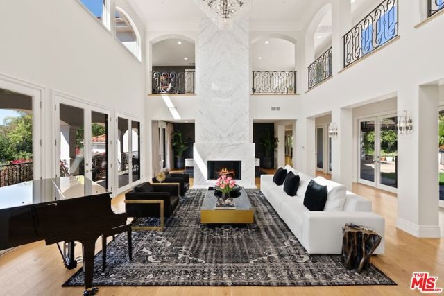 23593 Park South Street, Calabasas, CA 91302